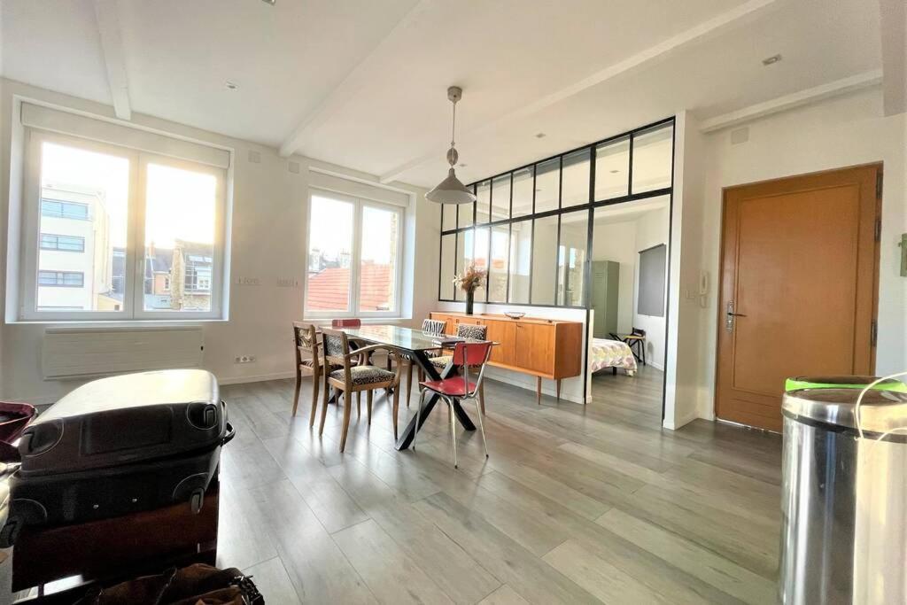 Superbe Loft 100M2 Proche Cathedrale Avec Parking Apartamento Reims Exterior foto