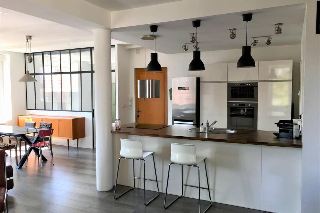 Superbe Loft 100M2 Proche Cathedrale Avec Parking Apartamento Reims Exterior foto