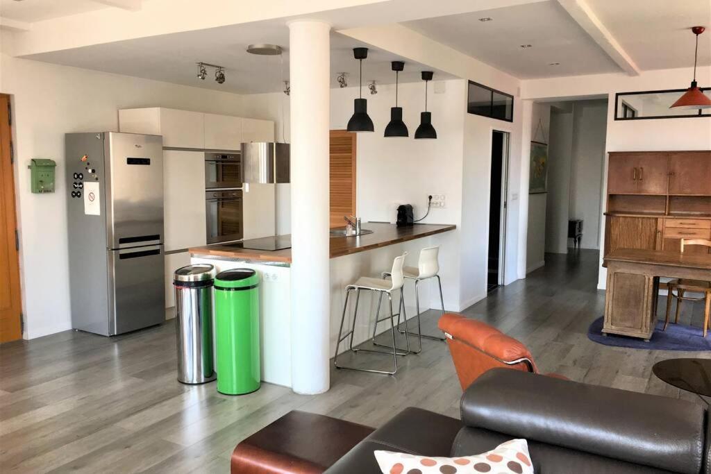 Superbe Loft 100M2 Proche Cathedrale Avec Parking Apartamento Reims Exterior foto